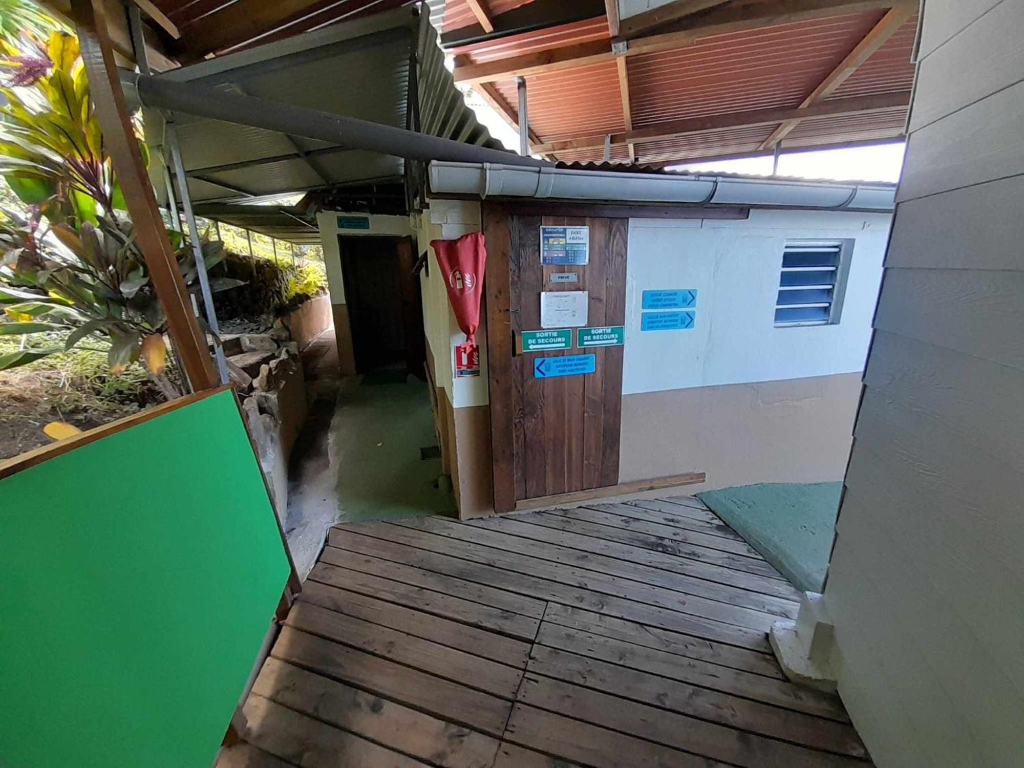 Fare Arana Moorea Guesthouse Atiha Δωμάτιο φωτογραφία